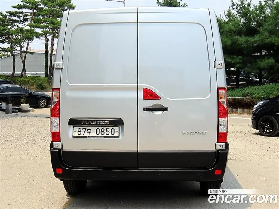 Renault (Samsung) Master 2020 2.3 механика, фото 4 Renault (Samsung) Master 2020 2.3 механика, фото 4
