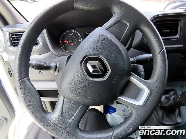 Renault (Samsung) Master 2020 2.3 механика, миниатюра 8 Renault (Samsung) Master 2020 2.3 механика, миниатюра 8