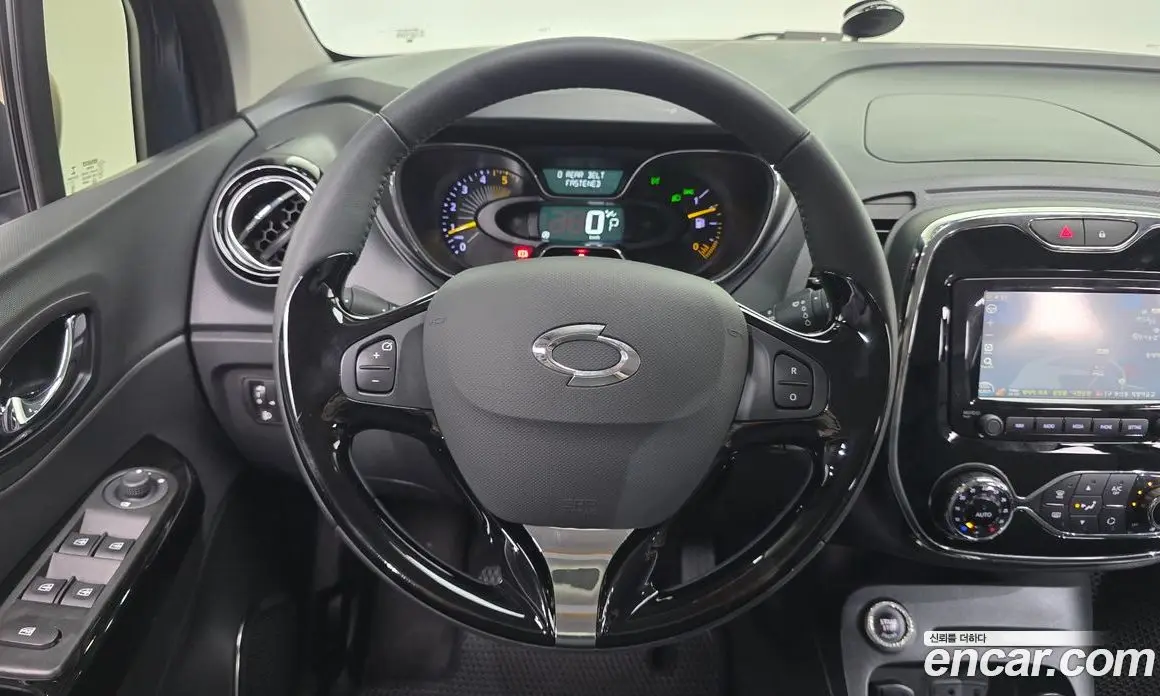 Renault (Samsung) QM3 2016 1.5 автомат (гидро), фото 19 Renault (Samsung) QM3 2016 1.5 автомат (гидро), фото 19