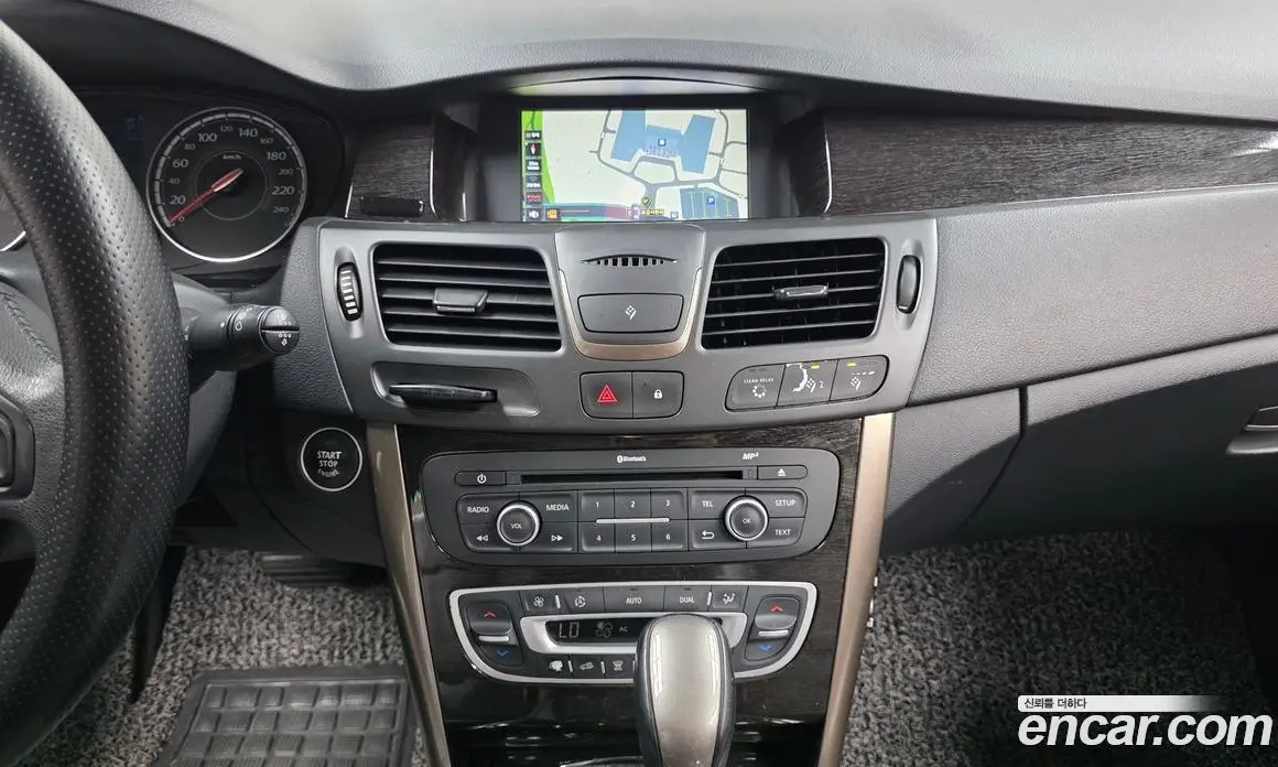 Renault (Samsung) SM5 2014 2.0 автомат (гидро), фото 14 Renault (Samsung) SM5 2014 2.0 автомат (гидро), фото 14