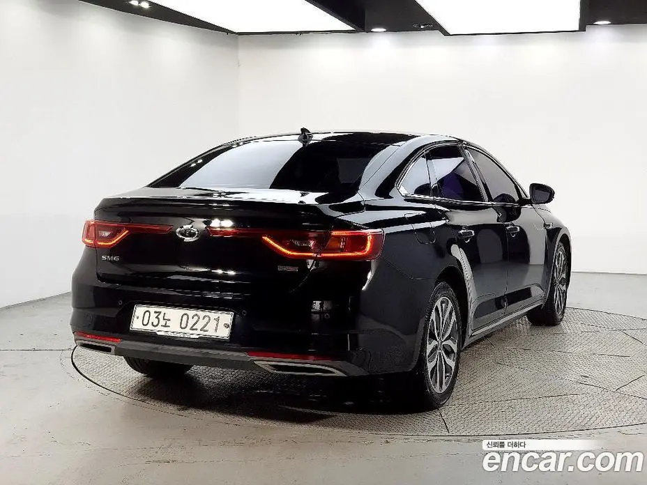 Renault (Samsung) SM6 2016 1.6 автомат (гидро), фото 4 Renault (Samsung) SM6 2016 1.6 автомат (гидро), фото 4