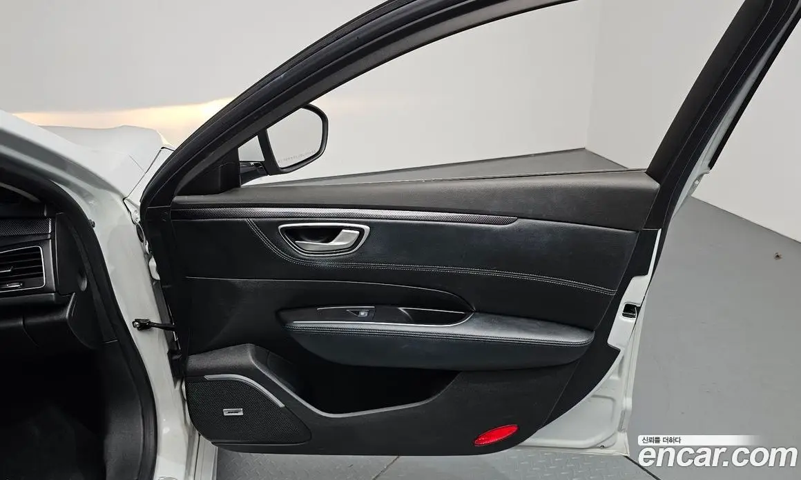 Renault (Samsung) SM6 2016 2.0 автомат (гидро), фото 13 Renault (Samsung) SM6 2016 2.0 автомат (гидро), фото 13