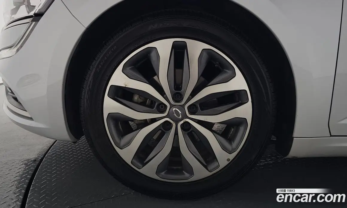 Renault (Samsung) SM6 2016 2.0 автомат (гидро), фото 4 Renault (Samsung) SM6 2016 2.0 автомат (гидро), фото 4