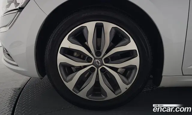Renault (Samsung) SM6 2016 2.0 автомат (гидро), миниатюра 4 Renault (Samsung) SM6 2016 2.0 автомат (гидро), миниатюра 4
