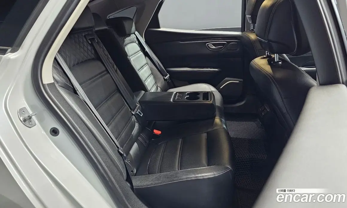 Renault (Samsung) SM6 2018 1.6 автомат (гидро), фото 17 Renault (Samsung) SM6 2018 1.6 автомат (гидро), фото 17