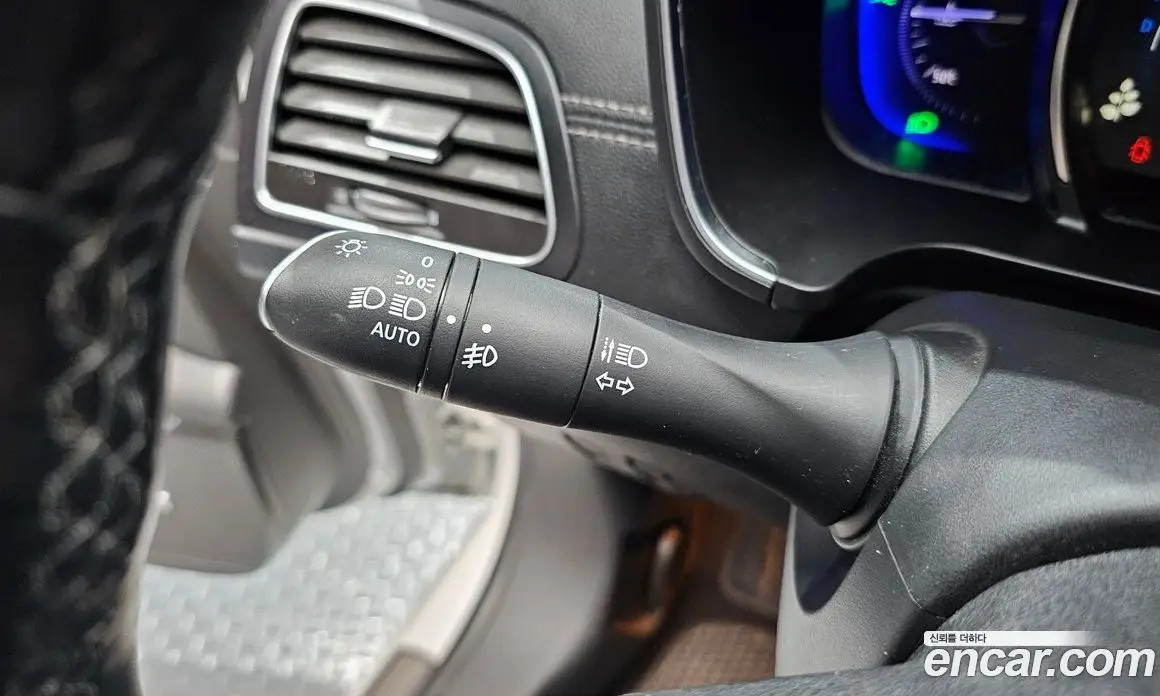 Renault (Samsung) SM6 2018 1.6 автомат (гидро), фото 24 Renault (Samsung) SM6 2018 1.6 автомат (гидро), фото 24