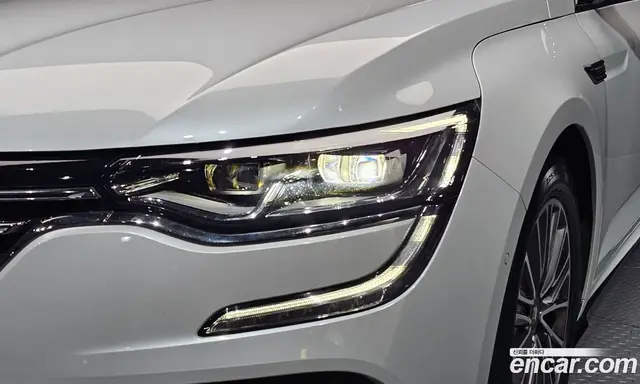 Renault (Samsung) SM6 2018 1.6 автомат (гидро), миниатюра 8 Renault (Samsung) SM6 2018 1.6 автомат (гидро), миниатюра 8