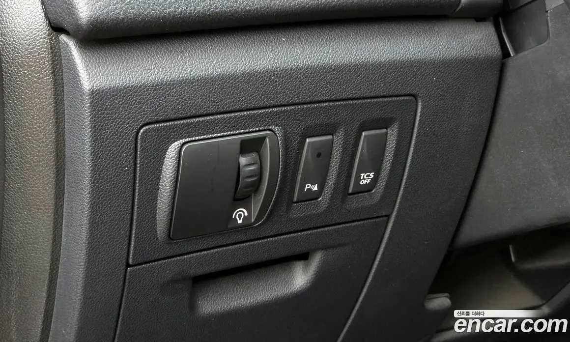 Renault (Samsung) SM7 2016 2.5 автомат (гидро), фото 16 Renault (Samsung) SM7 2016 2.5 автомат (гидро), фото 16