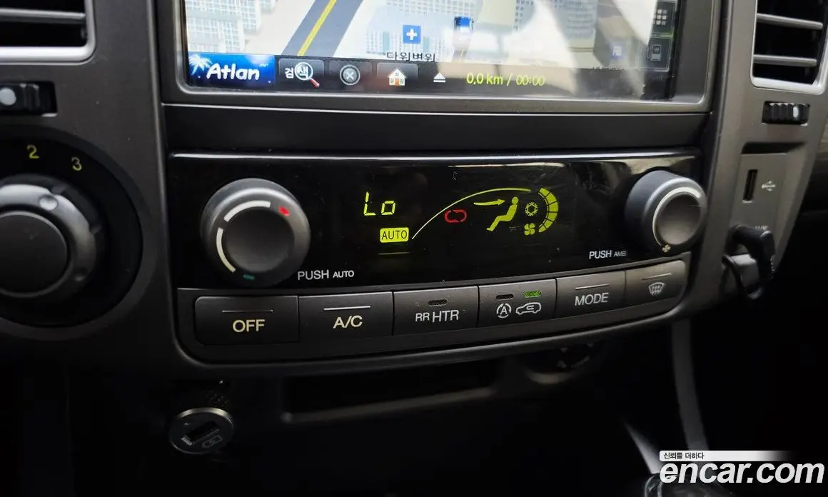 SsangYong Korando 2018 2.2 автомат (гидро), фото 21