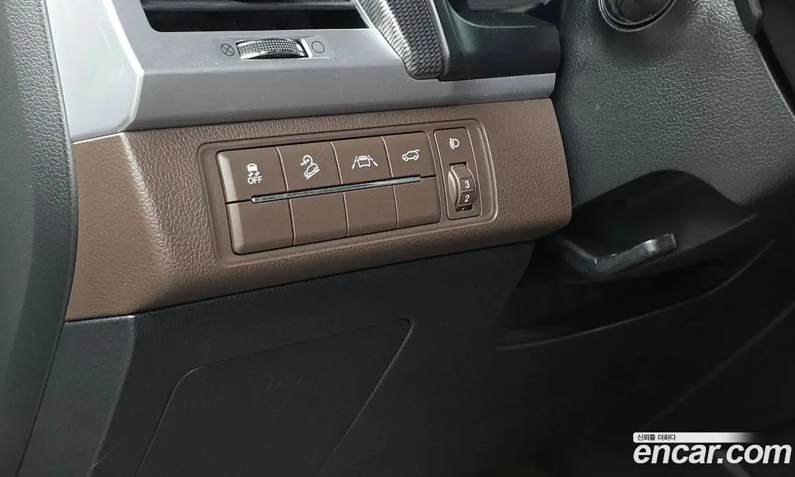 SsangYong Rexton 2022 2.2 автомат (гидро), фото 28 SsangYong Rexton 2022 2.2 автомат (гидро), фото 28