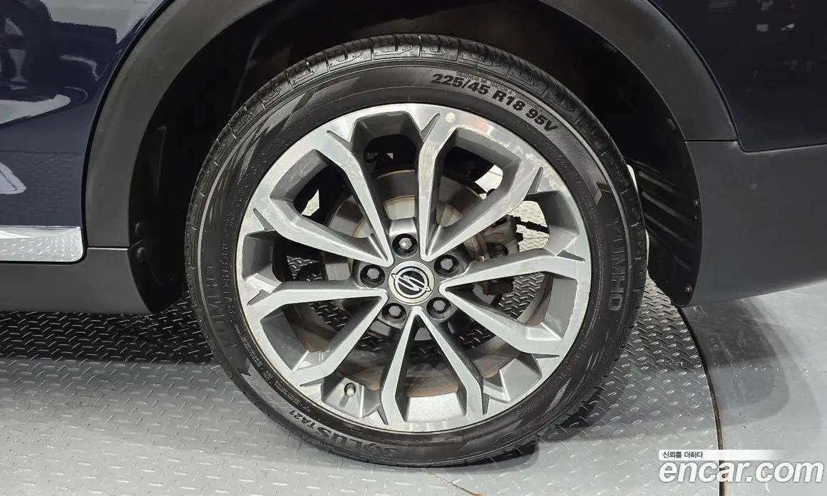 SsangYong TIBOLI 2016 1.6 автомат (гидро), фото 6 SsangYong TIBOLI 2016 1.6 автомат (гидро), фото 6
