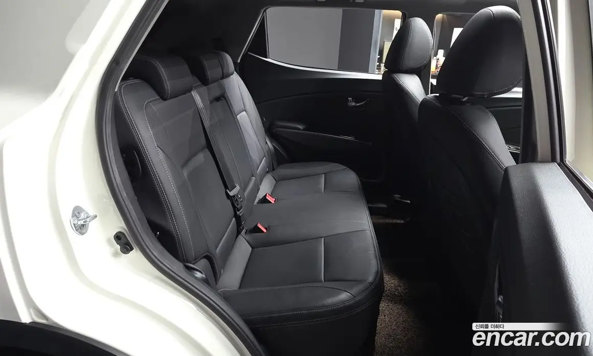 SsangYong TIBOLI 2017 1.6 автомат (гидро), фото 12 SsangYong TIBOLI 2017 1.6 автомат (гидро), фото 12