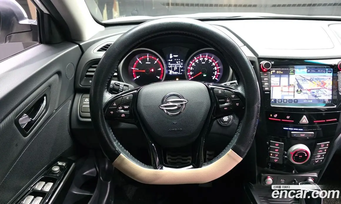 SsangYong TIBOLI 2019 1.6 автомат (гидро), фото 13