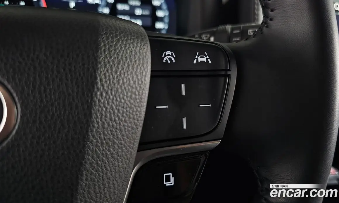 Toyota Alphard 2024 2.5 автомат (гидро), фото 40 Toyota Alphard 2024 2.5 автомат (гидро), фото 40