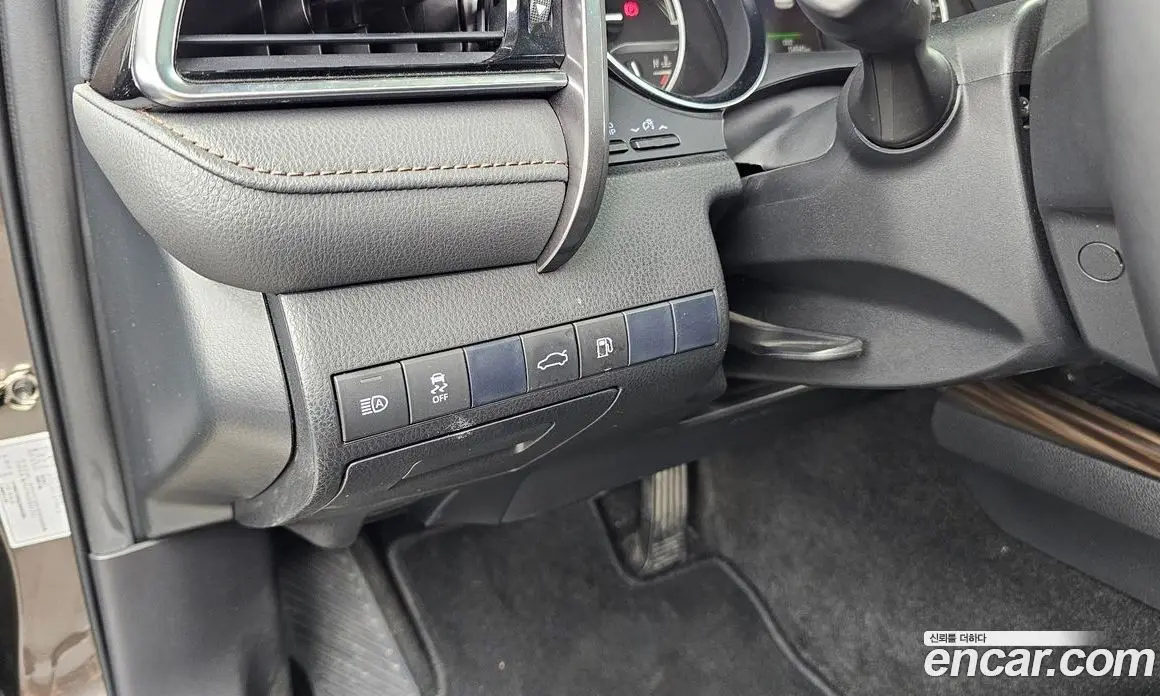 Toyota Camry 2018 2.5 автомат (гидро), фото 16 Toyota Camry 2018 2.5 автомат (гидро), фото 16