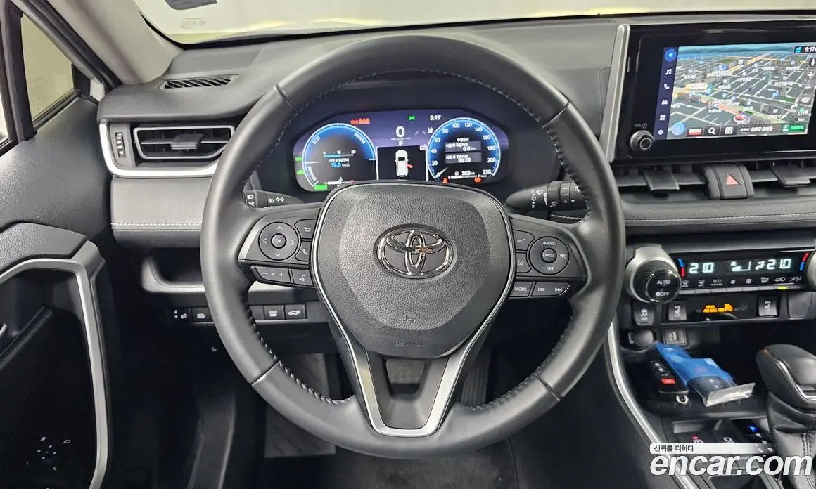 Toyota RAV4 2024 2.5 автомат (гидро), фото 12 Toyota RAV4 2024 2.5 автомат (гидро), фото 12