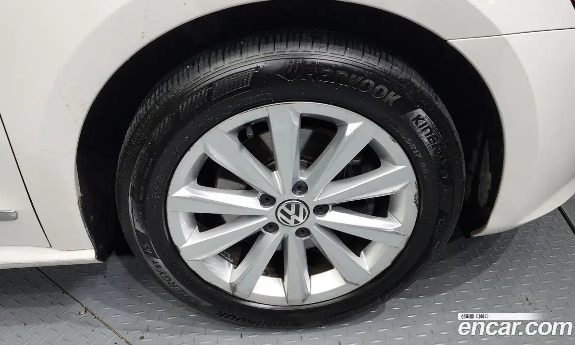 Volkswagen Passat 2015 1.8 автомат (гидро), фото 5 Volkswagen Passat 2015 1.8 автомат (гидро), фото 5