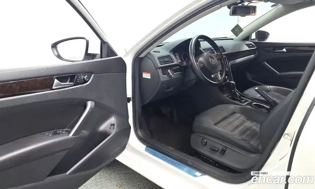 Volkswagen Passat 2015 1.8 автомат (гидро), миниатюра 11 Volkswagen Passat 2015 1.8 автомат (гидро), миниатюра 11