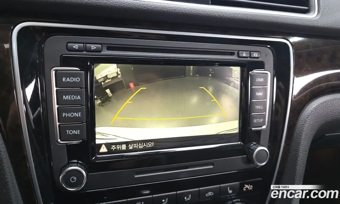 Volkswagen Passat 2015 1.8 автомат (гидро), фото 15 Volkswagen Passat 2015 1.8 автомат (гидро), фото 15