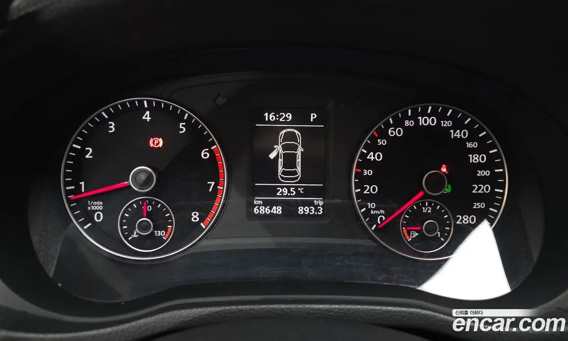 Volkswagen Passat 2015 1.8 автомат (гидро), фото 8 Volkswagen Passat 2015 1.8 автомат (гидро), фото 8