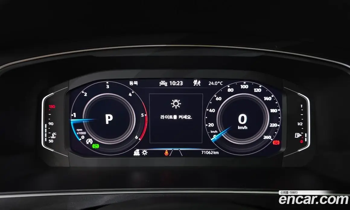 Volkswagen Tiguan 2023 2.0 автомат (гидро), фото 11