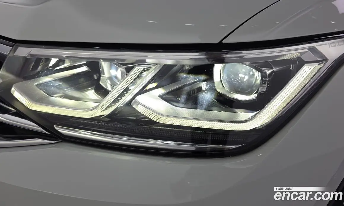 Volkswagen Tiguan 2023 2.0 автомат (гидро), фото 8