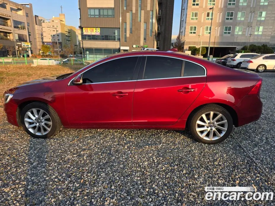 Volvo S60 2014 2.0 автомат (гидро), фото 3 Volvo S60 2014 2.0 автомат (гидро), фото 3