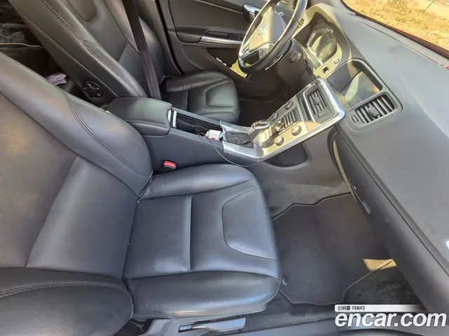 Volvo S60 2014 2.0 автомат (гидро), миниатюра 6 Volvo S60 2014 2.0 автомат (гидро), миниатюра 6