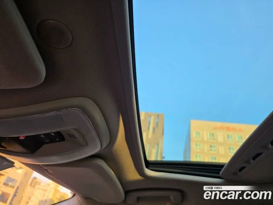Volvo S60 2014 2.0 автомат (гидро), фото 8 Volvo S60 2014 2.0 автомат (гидро), фото 8