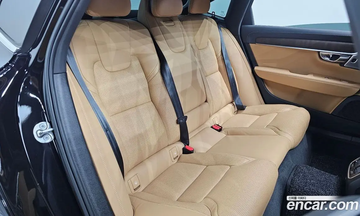 Volvo S90 2025 2.0 автомат (гидро), фото 17 Volvo S90 2025 2.0 автомат (гидро), фото 17