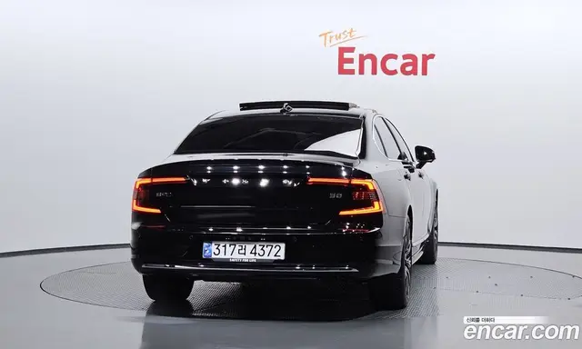 Volvo S90 2025 2.0 автомат (гидро), миниатюра 4 Volvo S90 2025 2.0 автомат (гидро), миниатюра 4