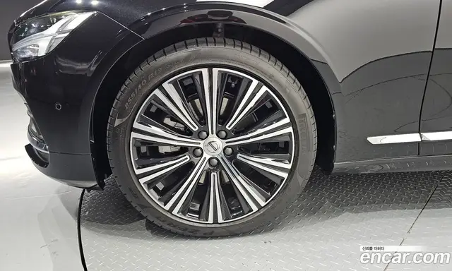 Volvo S90 2025 2.0 автомат (гидро), миниатюра 5 Volvo S90 2025 2.0 автомат (гидро), миниатюра 5
