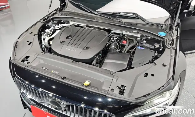 Volvo S90 2025 2.0 автомат (гидро), миниатюра 6 Volvo S90 2025 2.0 автомат (гидро), миниатюра 6