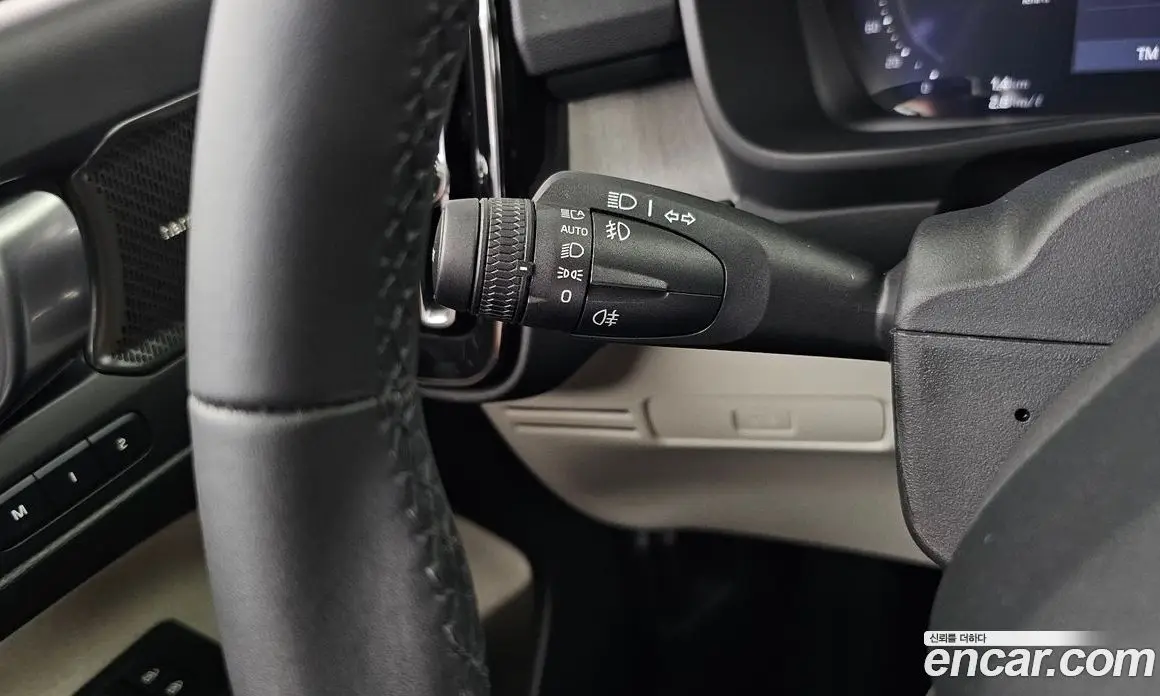 Volvo XC40 2025 2.0 автомат (гидро), фото 28 Volvo XC40 2025 2.0 автомат (гидро), фото 28