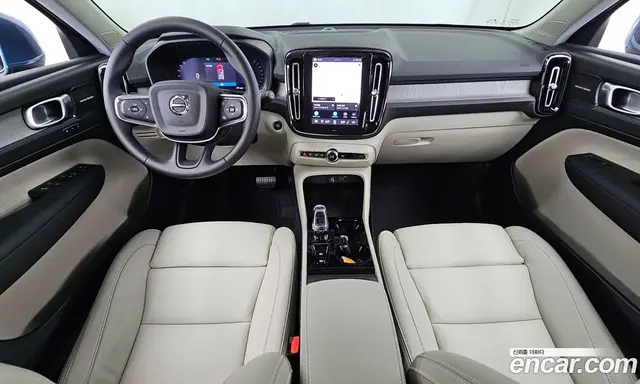 Volvo XC40 2025 2.0 автомат (гидро), миниатюра 10 Volvo XC40 2025 2.0 автомат (гидро), миниатюра 10