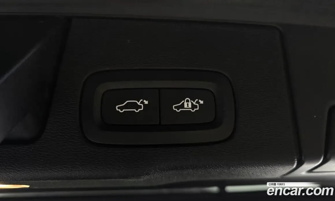 Volvo XC60 2019 2.0 автомат (гидро), фото 20 Volvo XC60 2019 2.0 автомат (гидро), фото 20