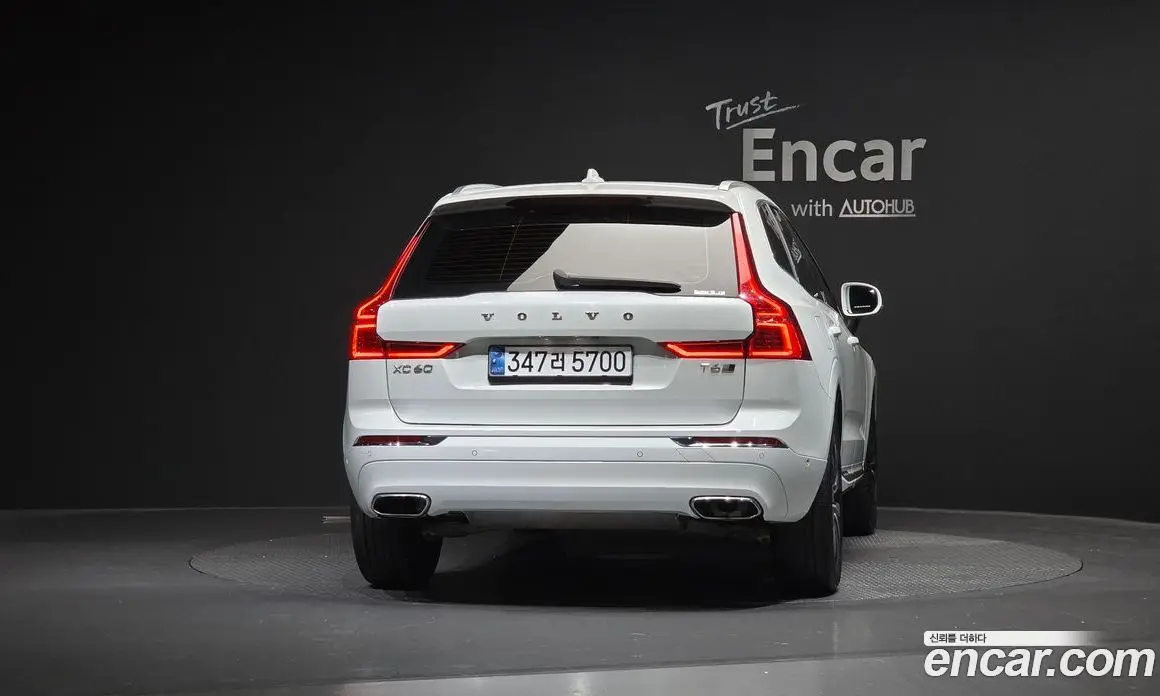 Volvo XC60 2020 2.0 автомат (гидро), фото 4 Volvo XC60 2020 2.0 автомат (гидро), фото 4