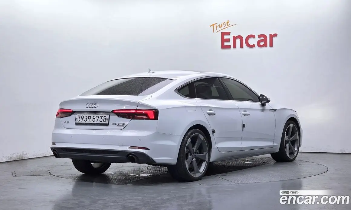 Audi A5 2019 2.0 автомат (гидро), фото 2 Audi A5 2019 2.0 автомат (гидро), фото 2