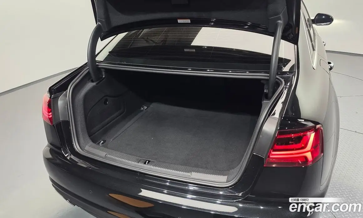 Audi A6 2016 2.0 автомат (гидро), фото 32