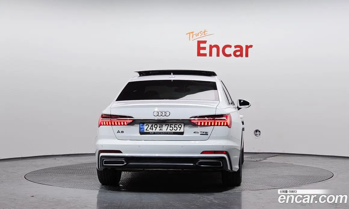 Audi A6 2022 2.0 автомат (гидро), фото 4