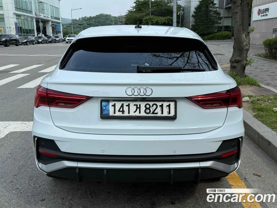 Audi Q3 2020 2.0 автомат (гидро), фото 5 Audi Q3 2020 2.0 автомат (гидро), фото 5