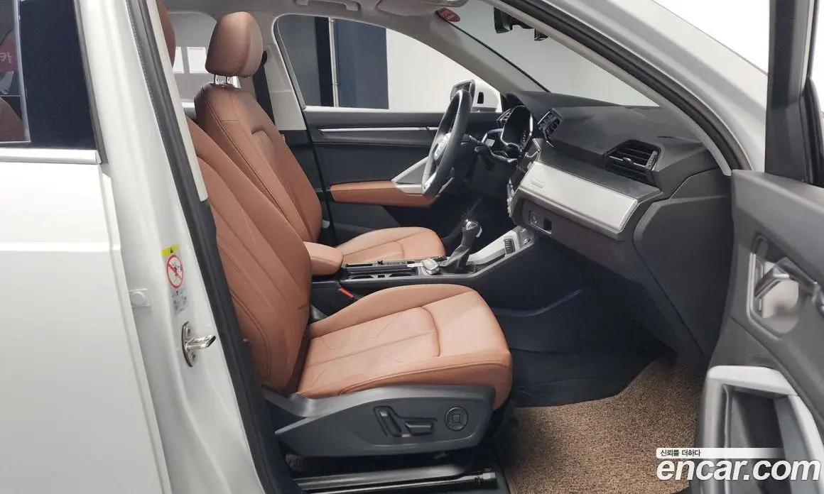 Audi Q3 2025 2.0 автомат (гидро), фото 16