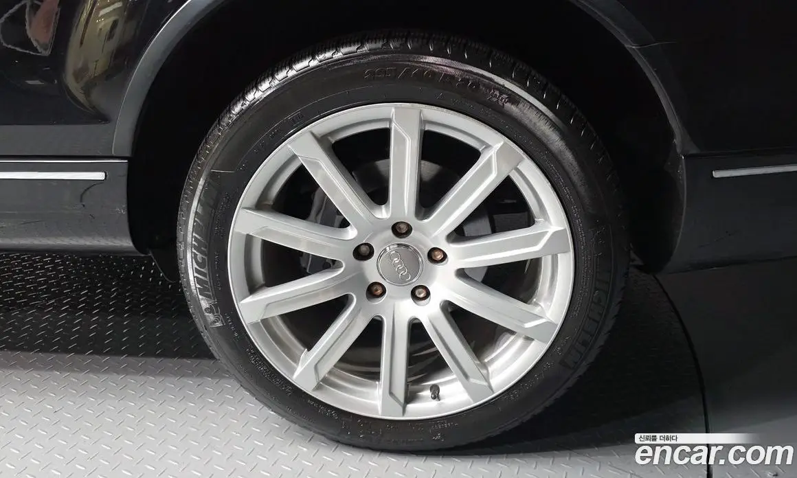 Audi Q7 2014 3.0 автомат (гидро), фото 5 Audi Q7 2014 3.0 автомат (гидро), фото 5