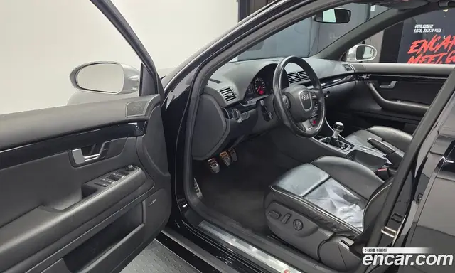 Audi RS4 2006 4.2 механика, миниатюра 10 Audi RS4 2006 4.2 механика, миниатюра 10