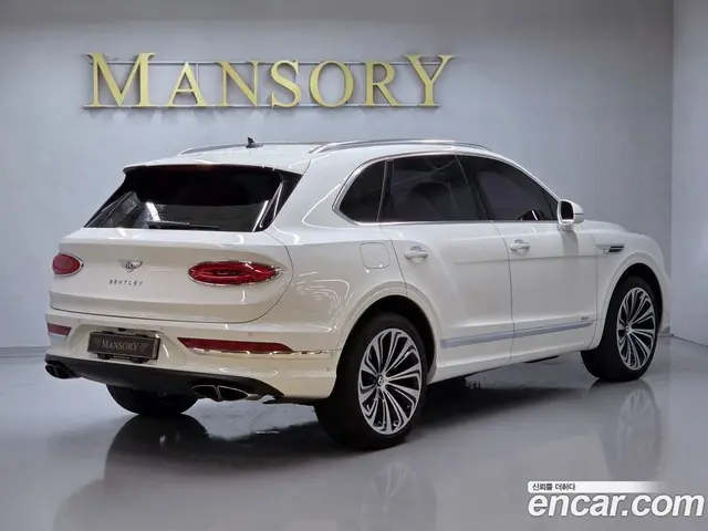 Bentley Bentayga 2023 4.0 автомат (гидро), миниатюра 2 Bentley Bentayga 2023 4.0 автомат (гидро), миниатюра 2
