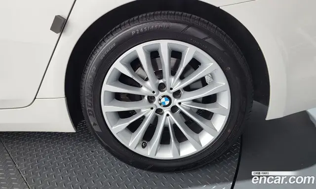 BMW 5 серия 2018 2.0 автомат (гидро), миниатюра 7 BMW 5 серия 2018 2.0 автомат (гидро), миниатюра 7