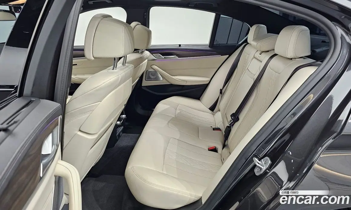 BMW 5 серия 2020 4.4 автомат (гидро), фото 12 BMW 5 серия 2020 4.4 автомат (гидро), фото 12