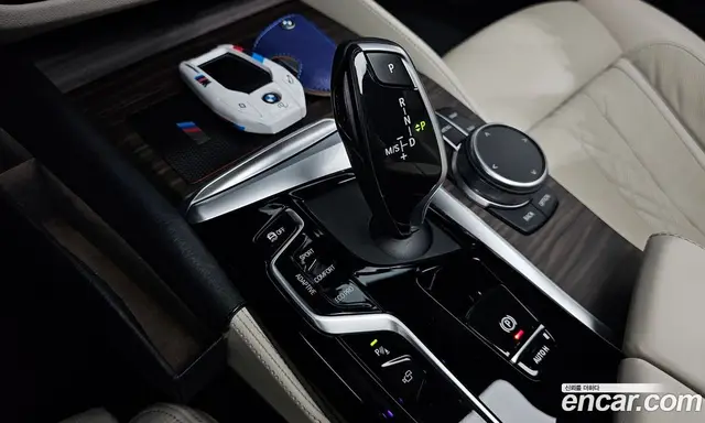 BMW 5 серия 2020 4.4 автомат (гидро), миниатюра 9 BMW 5 серия 2020 4.4 автомат (гидро), миниатюра 9