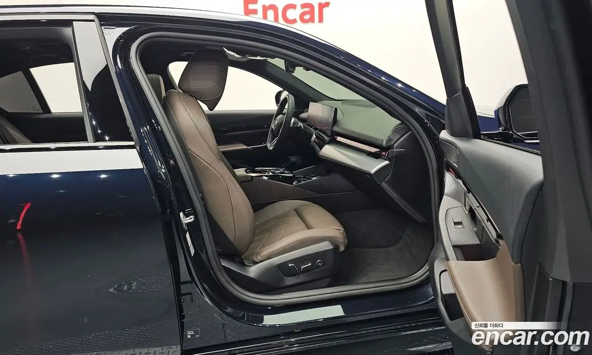 BMW 5 серия 2024 2.0 автомат (гидро), фото 16 BMW 5 серия 2024 2.0 автомат (гидро), фото 16