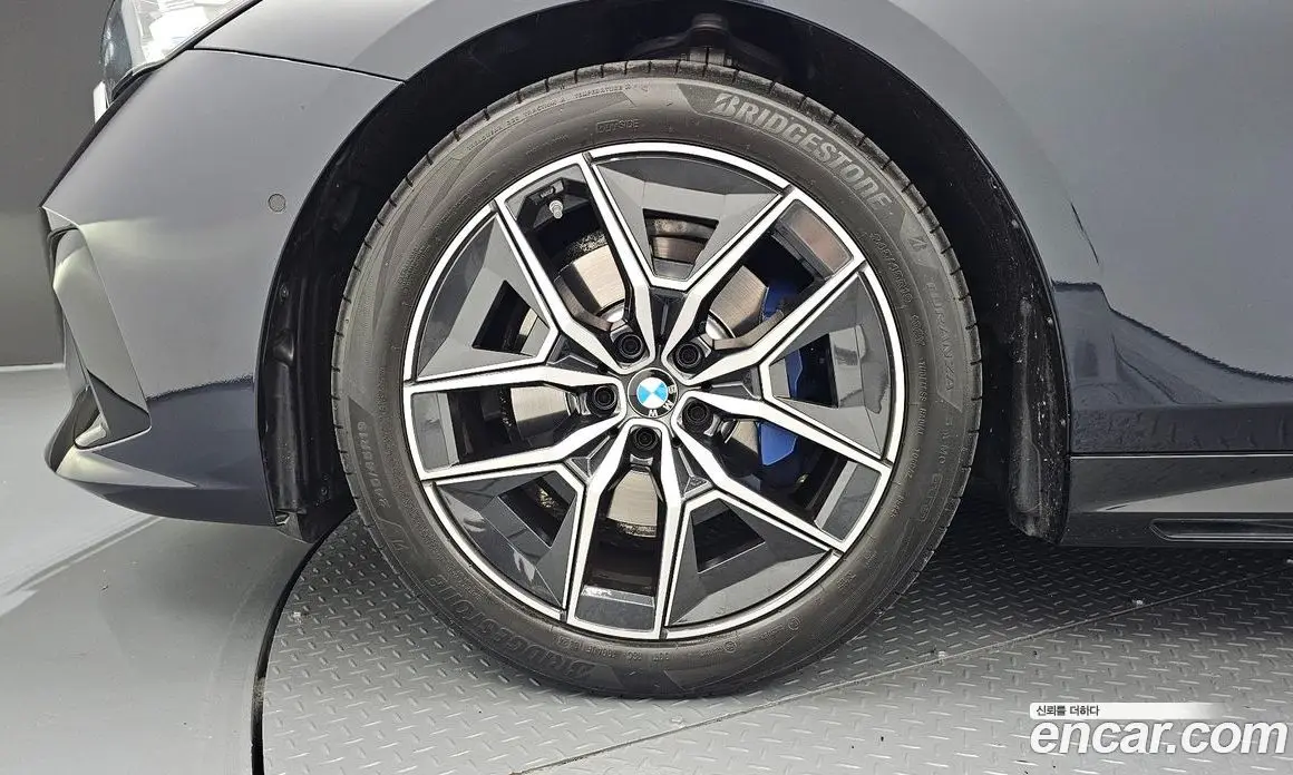 BMW 5 серия 2024 2.0 автомат (гидро), фото 5 BMW 5 серия 2024 2.0 автомат (гидро), фото 5